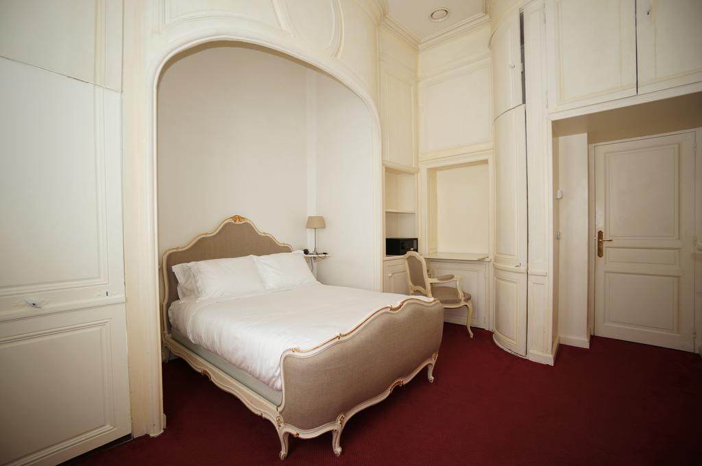 Hotel Les Trois Lys Condom Camera foto